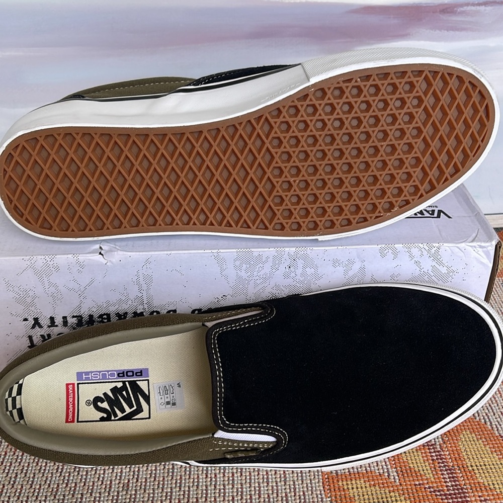 Vans Men’s Skate Slip-On
Black Olive
VN0A5FCAB1V
Sneakers - Picture 3 of 16